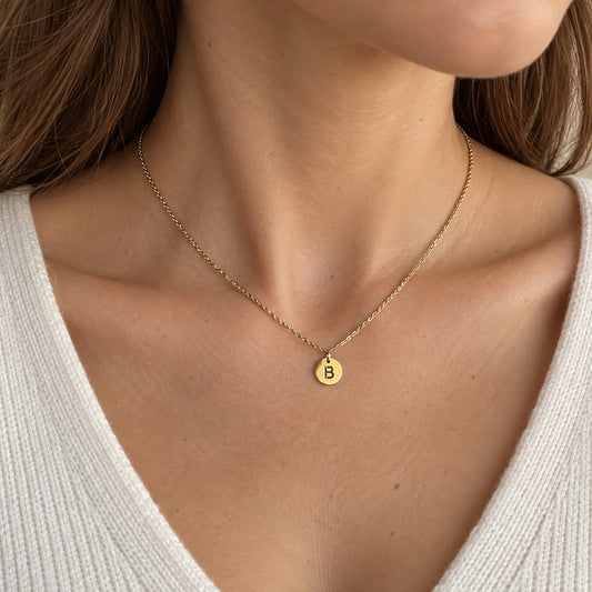 Necklace with pendant letter B IRL (France)