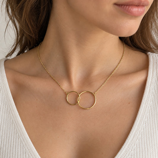 Necklace with two circles IRL (France)