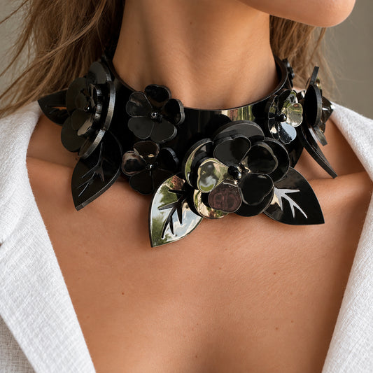 Necklace with flowers Sonata (Spain)