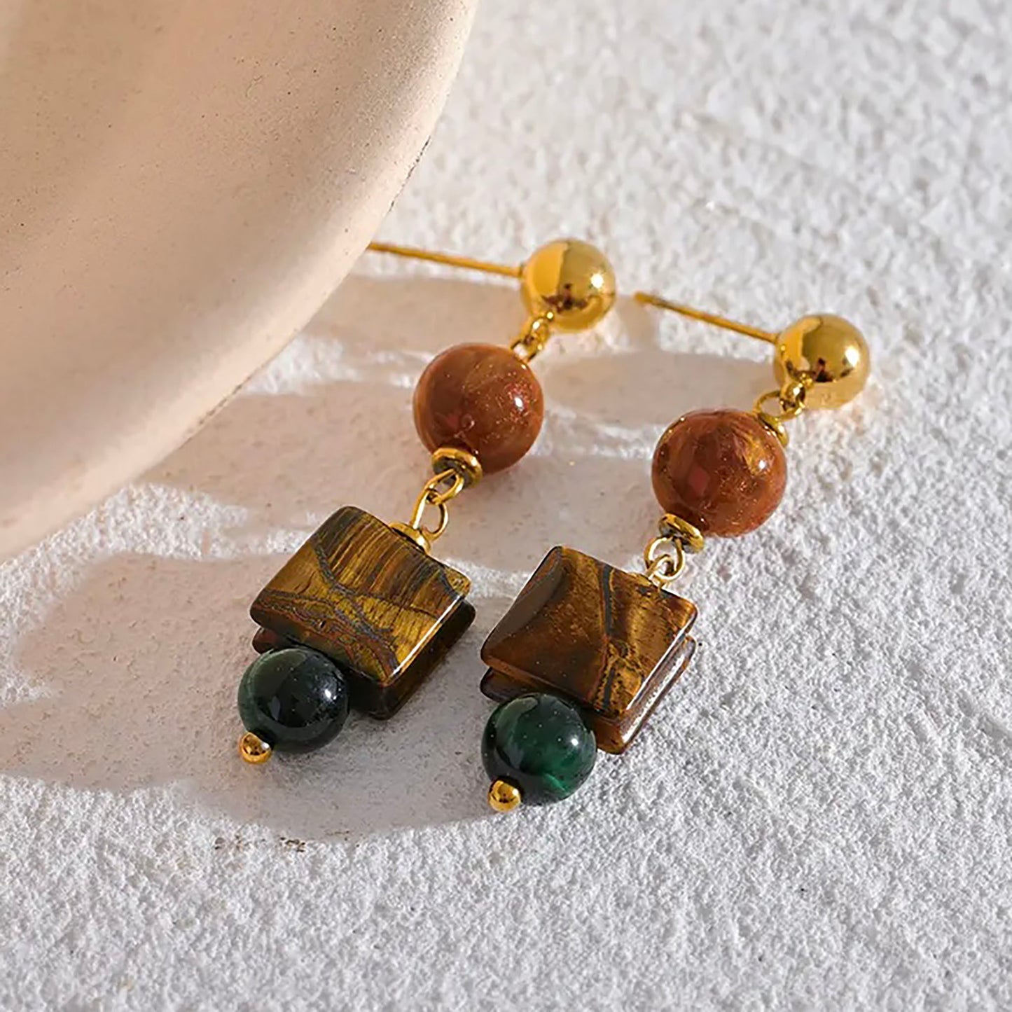 Geometric earrings Cannelle (France)