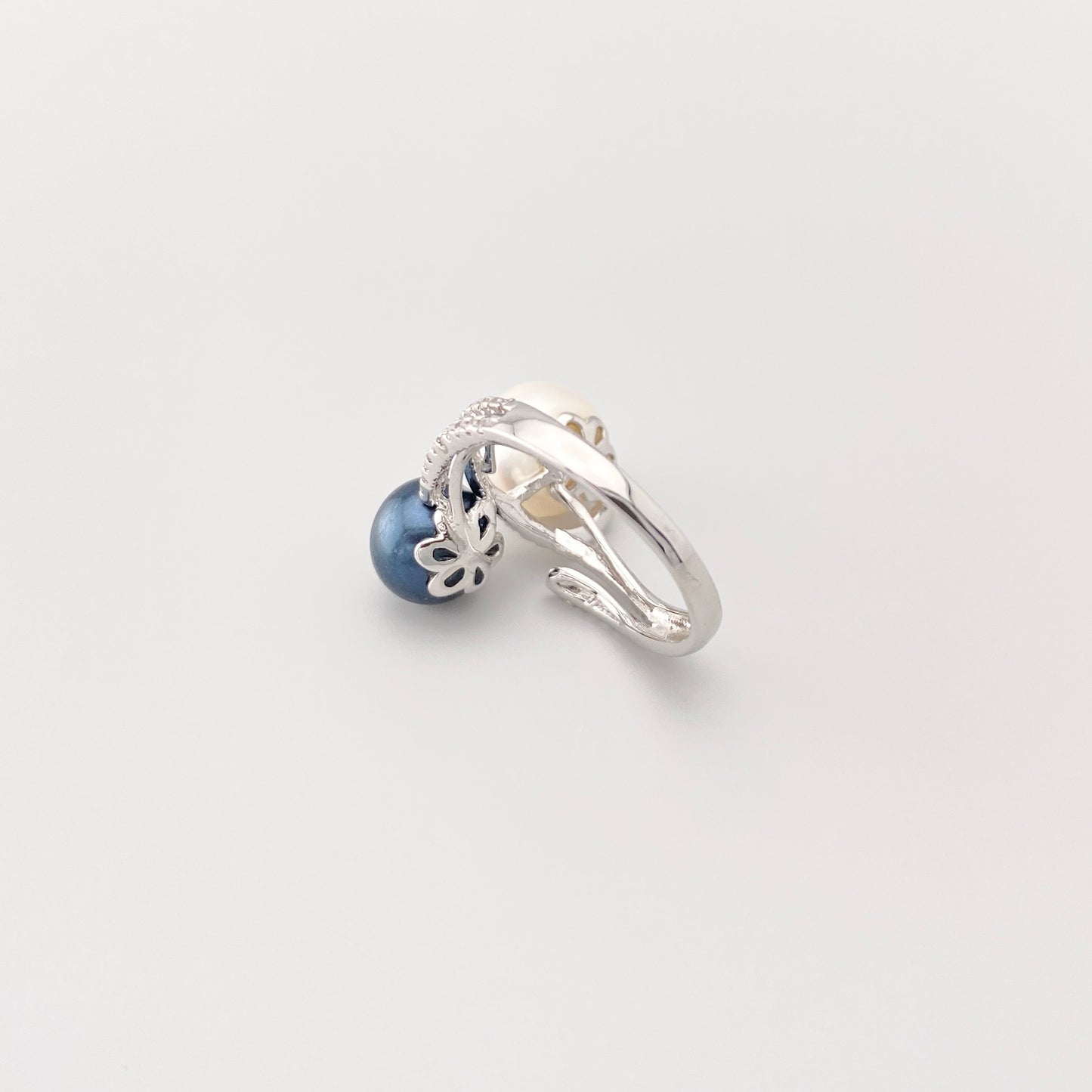 pierscionek z pereł