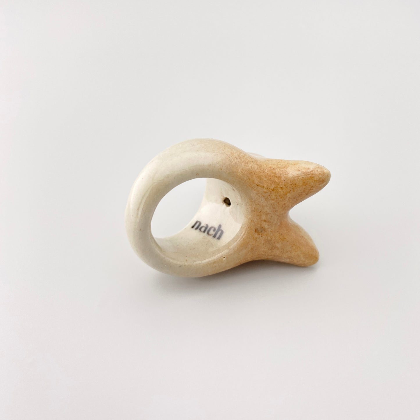 Pierścionek ceramiczny
