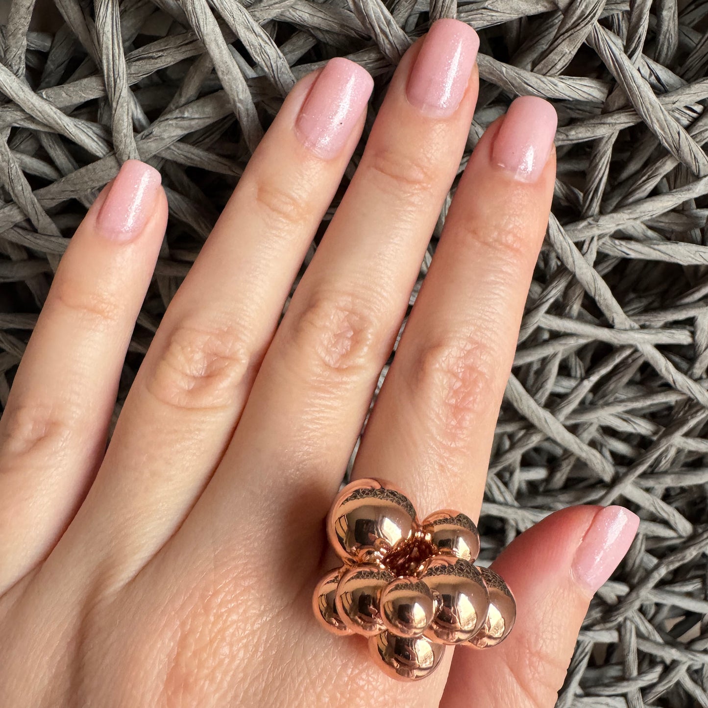 Ring with balls & Other Stories (Sweden)