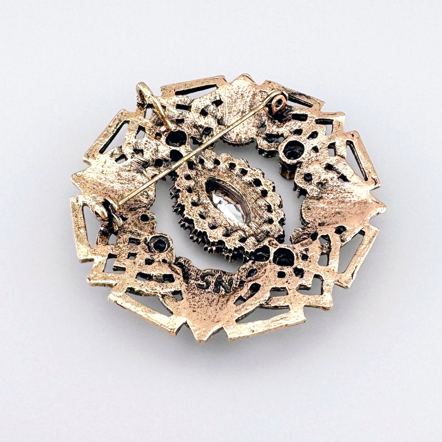 Decorative crystal brooch