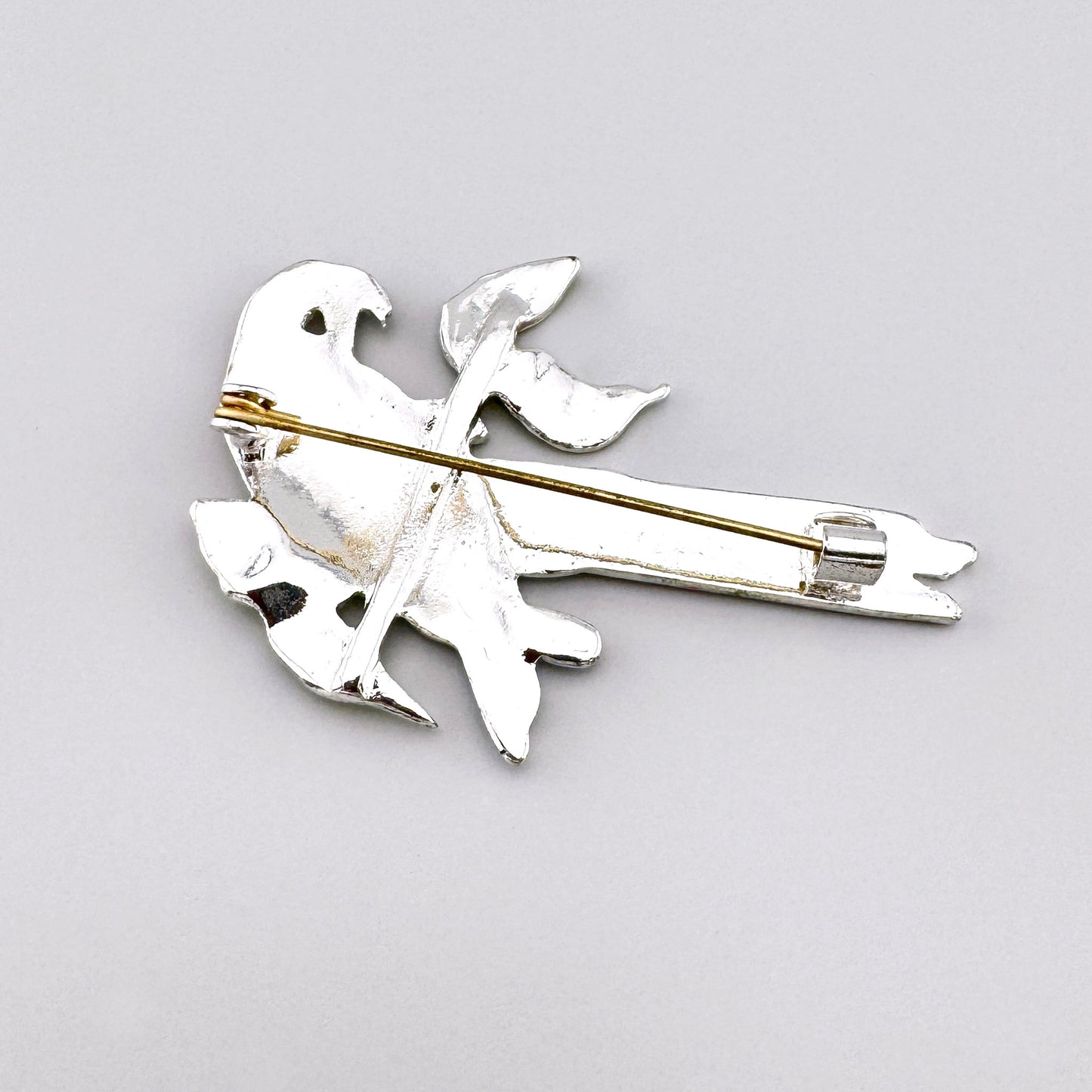 брошь попугай ара