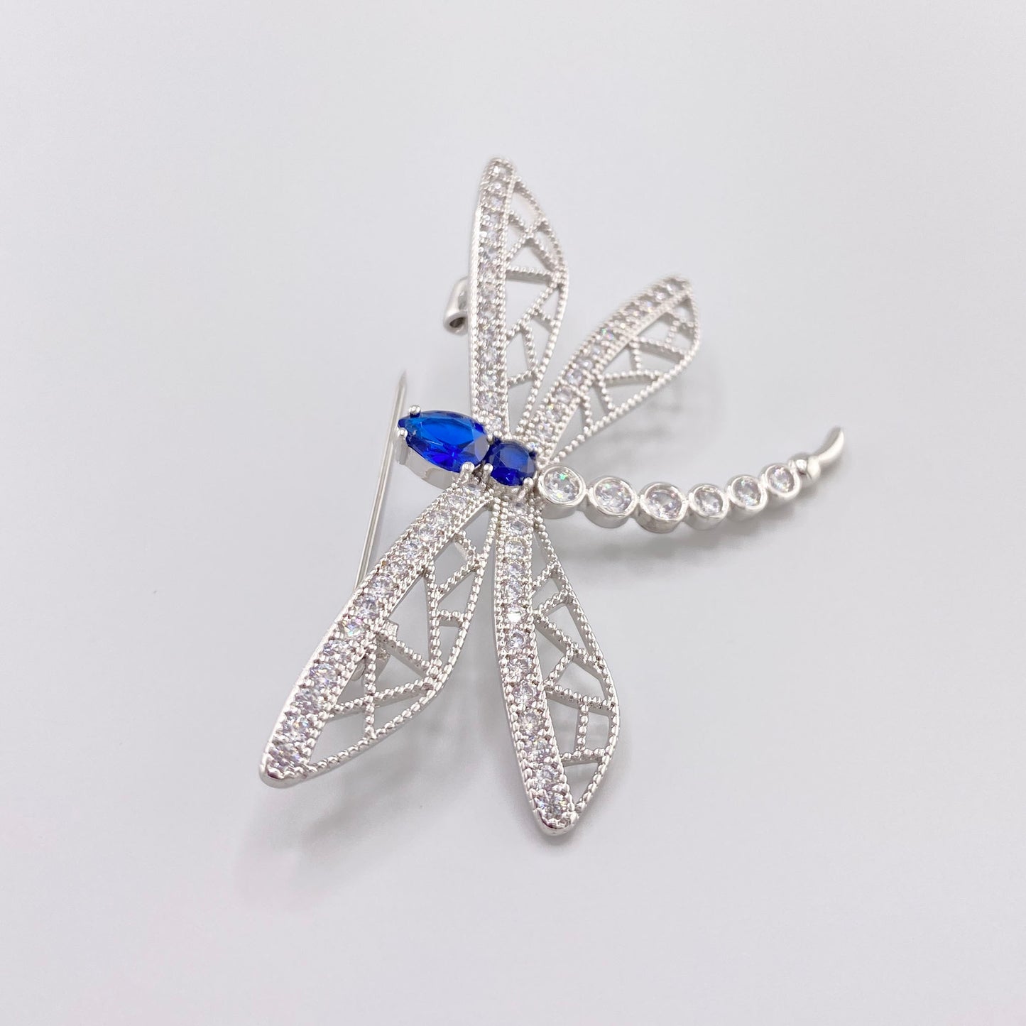 Dragonfly brooch