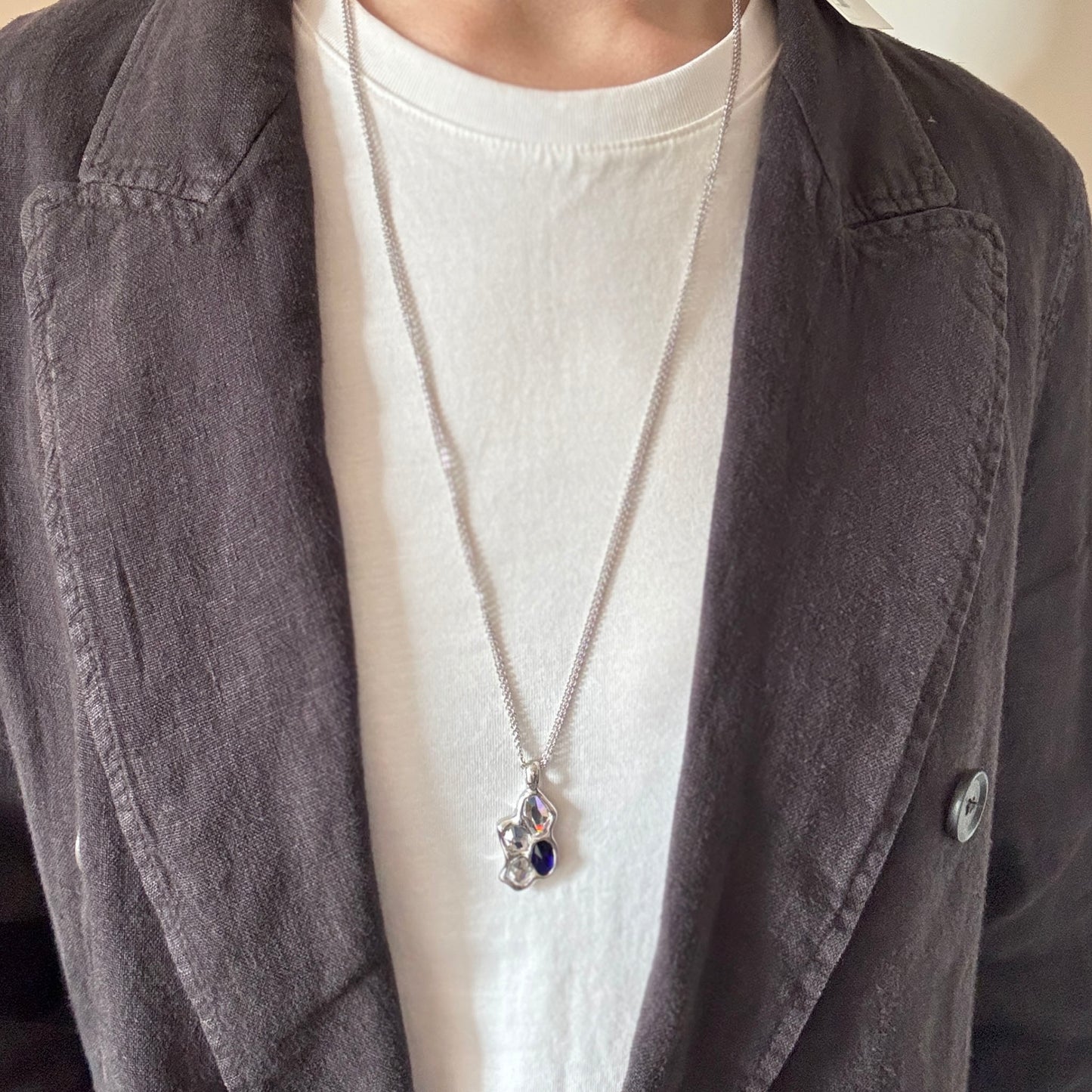 Necklace with crystals & Other Stories (Sweden)