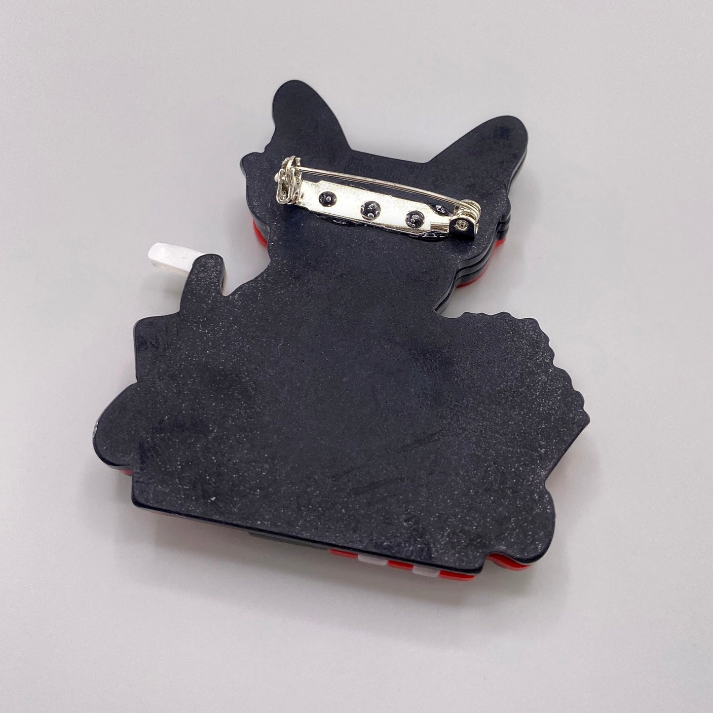 Bulldog brooch