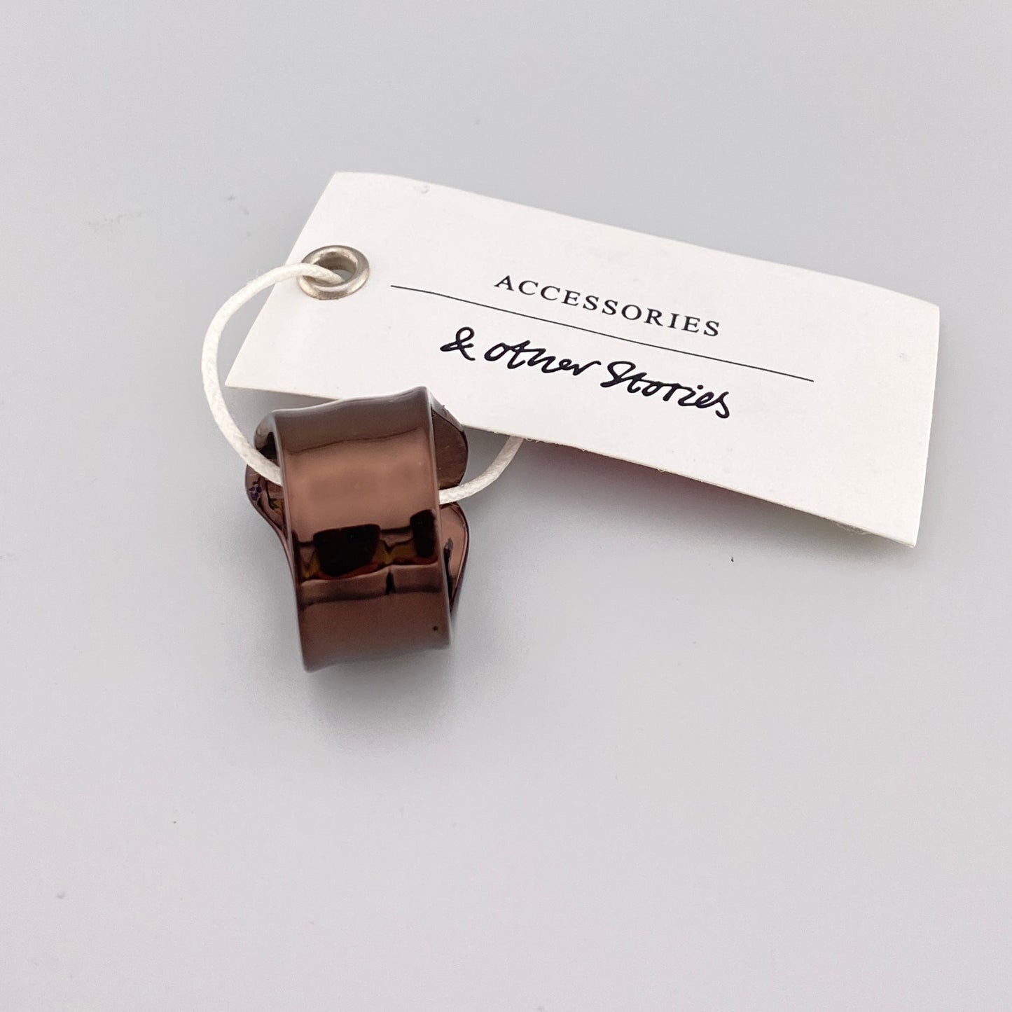 коричнева каблучка