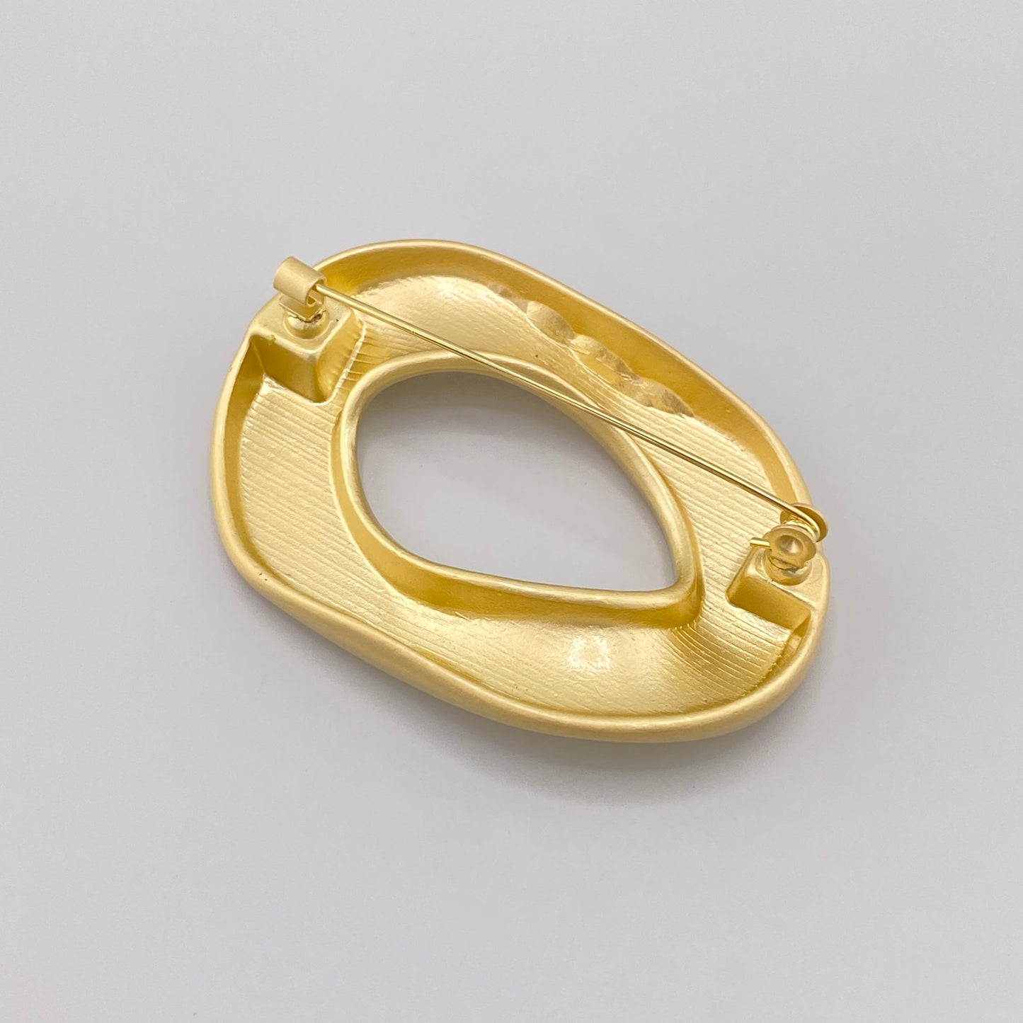 oval brooch
