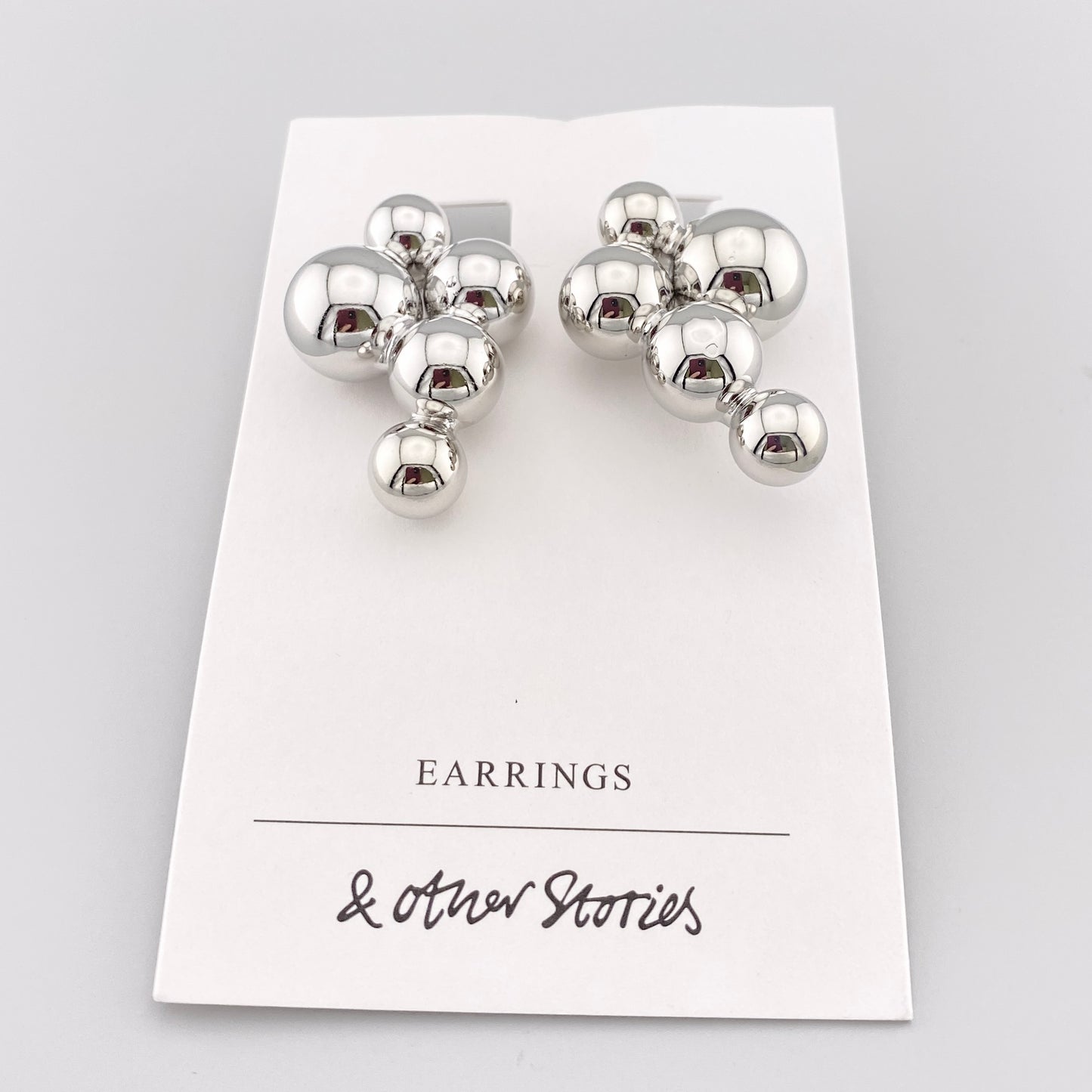 Kolczyki klipsy & Other Stories (Sweden)