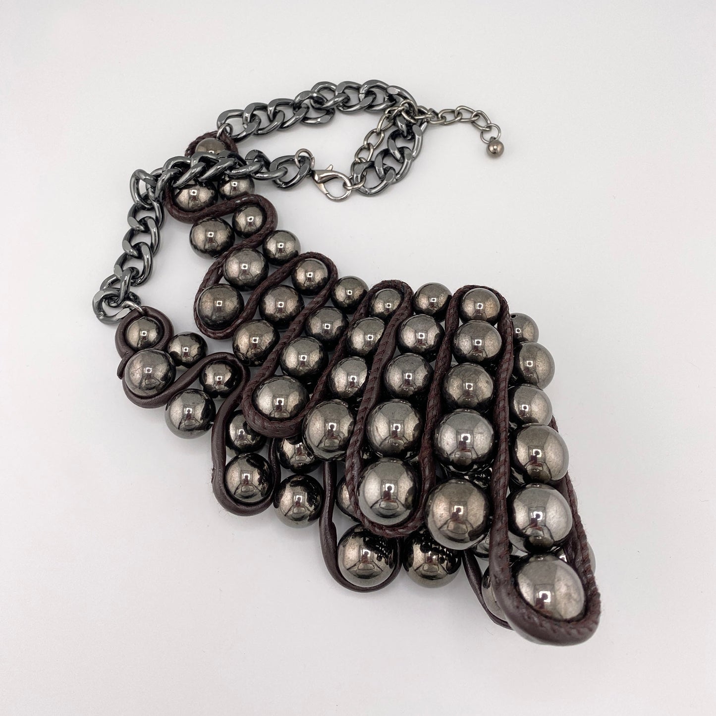 Naszyjnik z wielkimi kulkami