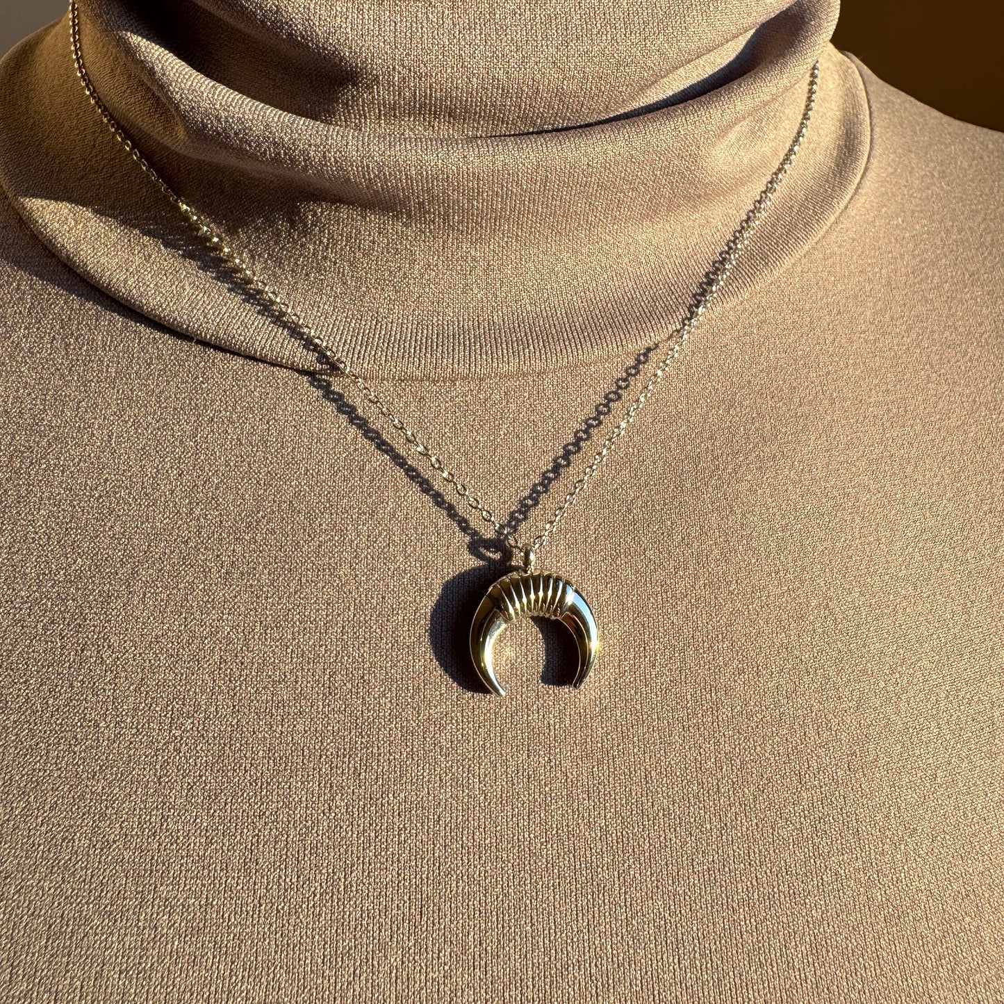 Necklace with pendant Ikita (France)