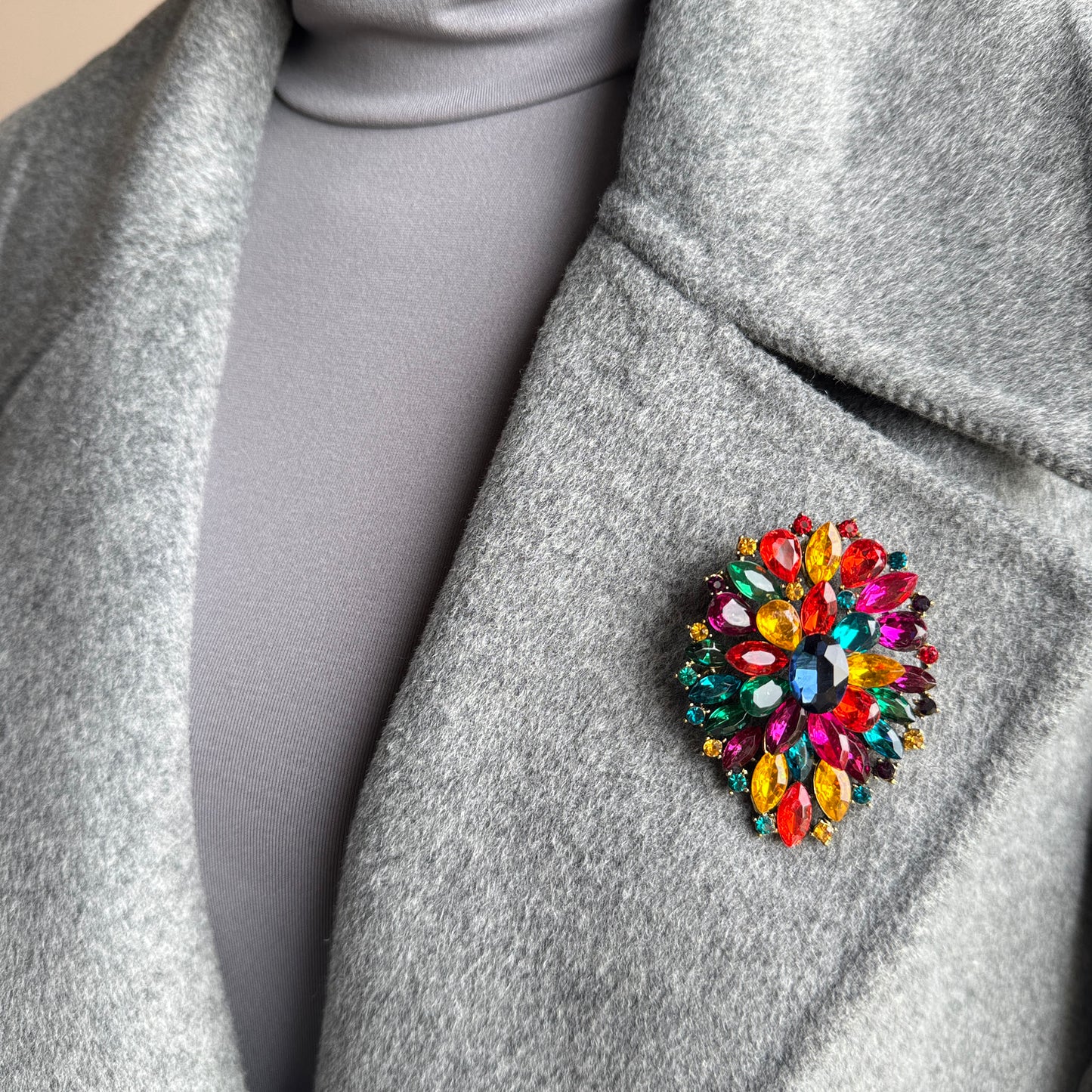 Brooch with crystals Sonata (Spain)