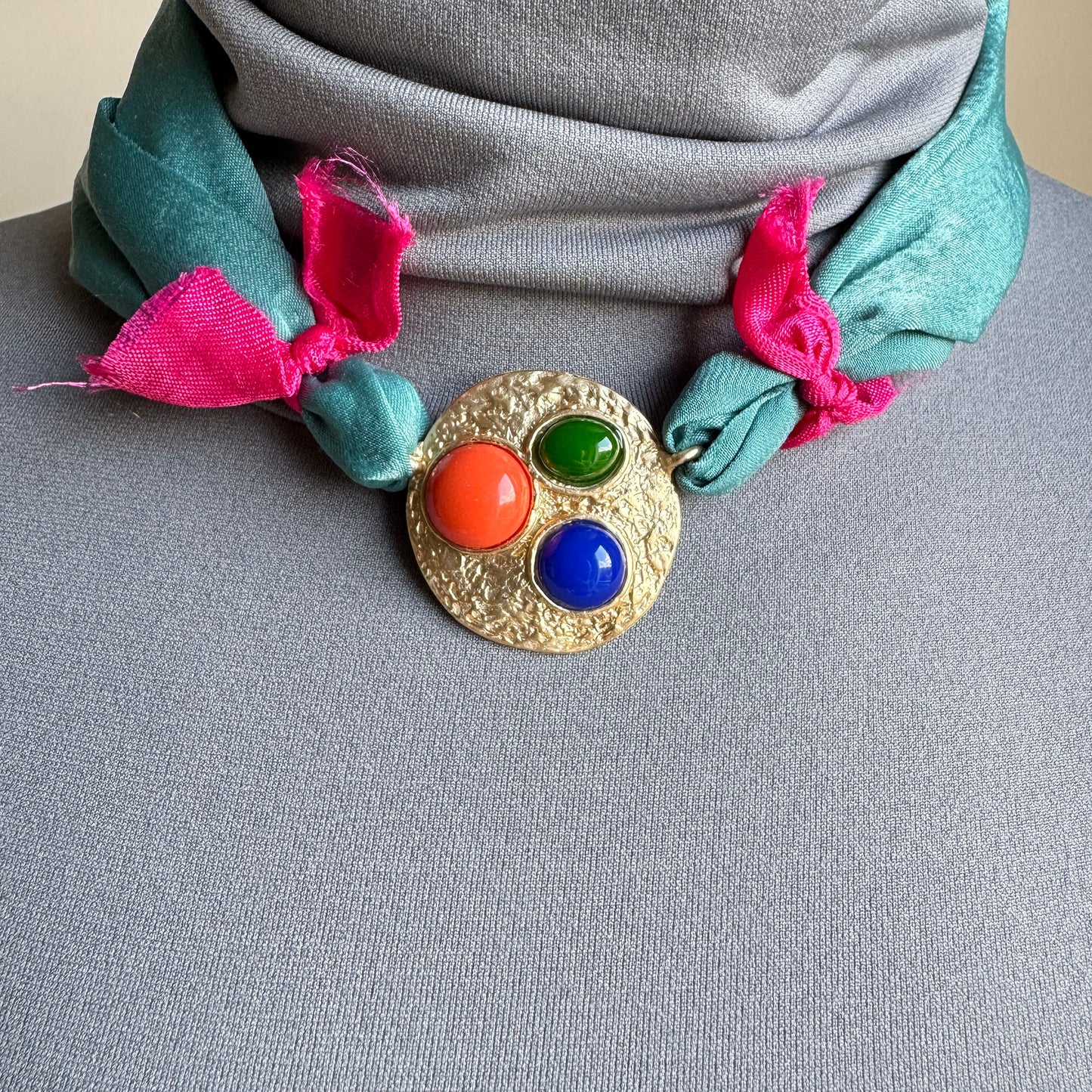 Fabric necklace Sonata (Spain)
