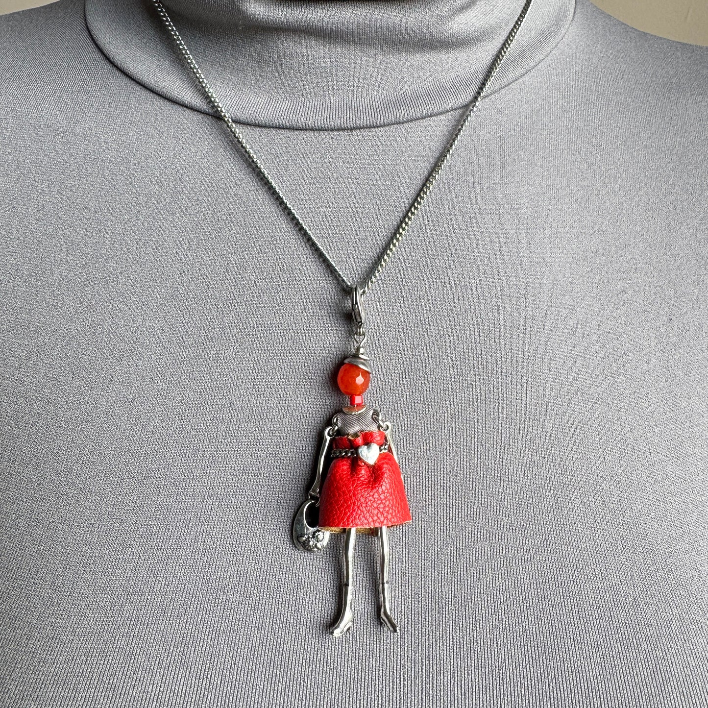 Necklace with doll pendant Sonata (Spain)