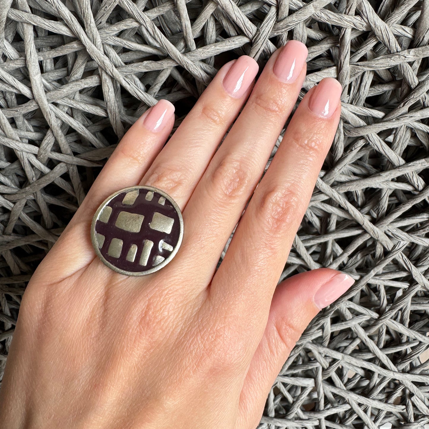 Ring with purple enamel Sonata (Spain)
