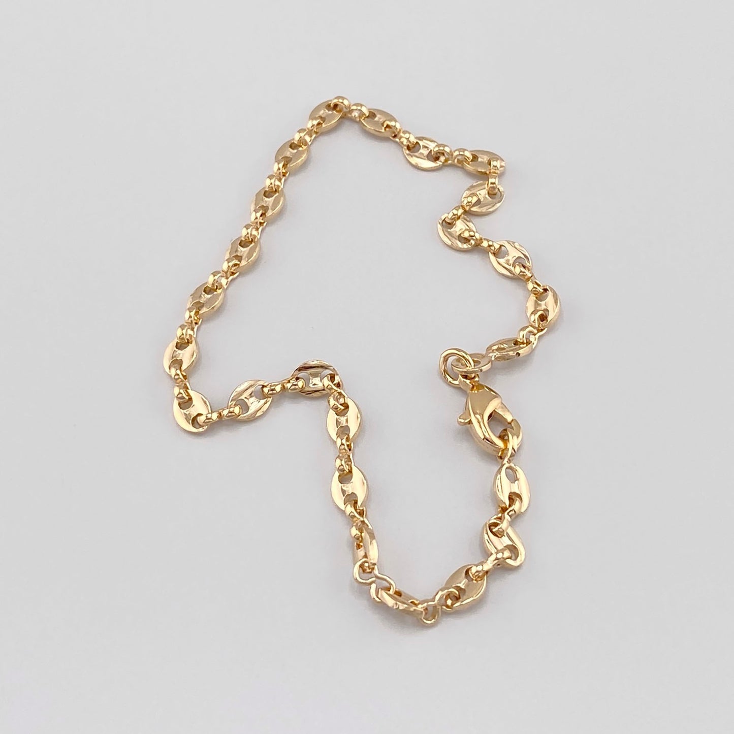 Gold bracelet with links
