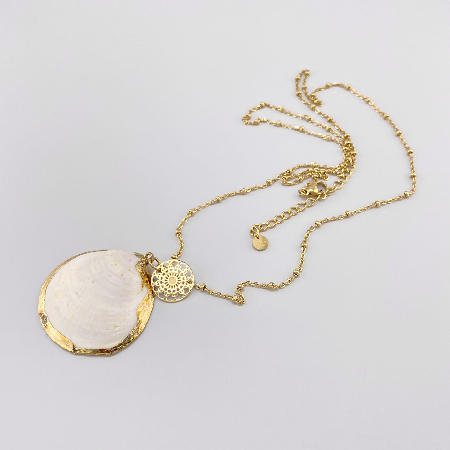 shell necklace