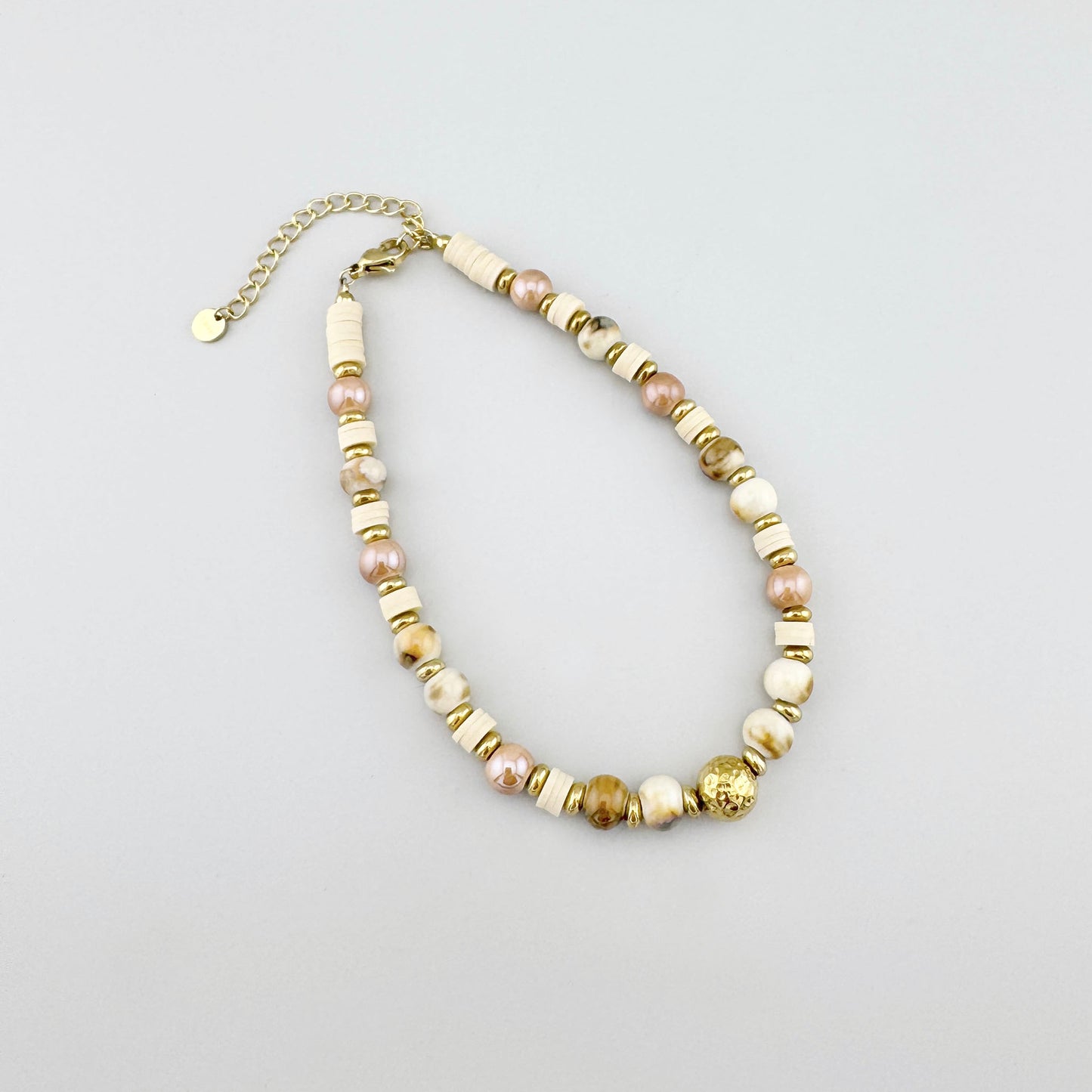adjustable-golden-anklet-light-tones-ikita-france