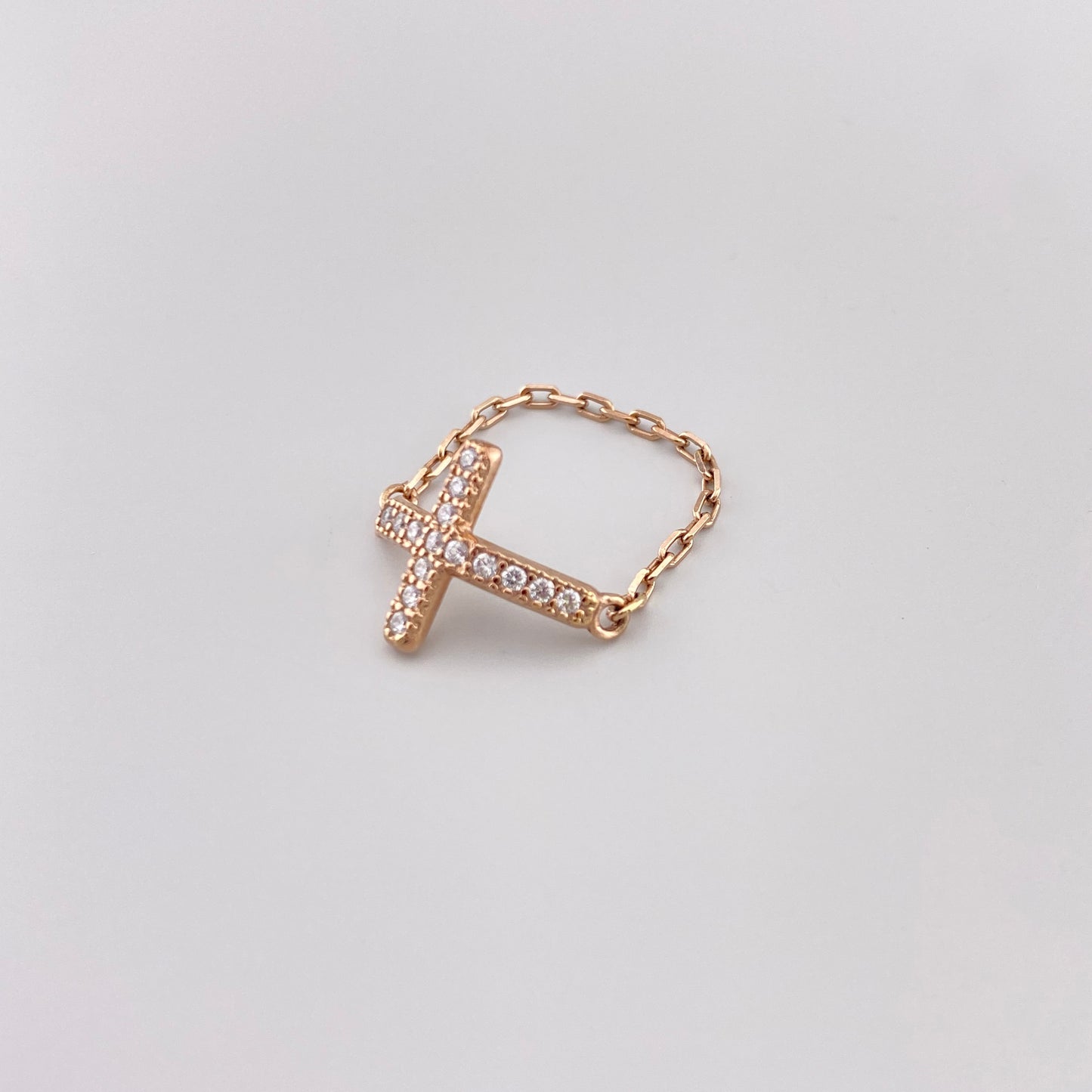 Reminiscence Ring mit Kreuzdesign, Zirkonia und roségoldener Beschichtung
