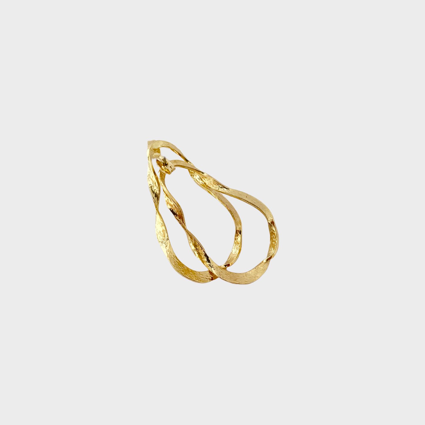 Geometric drop earrings IRL (France)