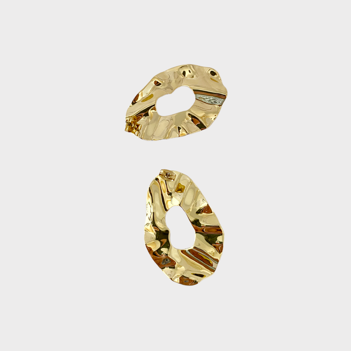 Geometric oval earrings