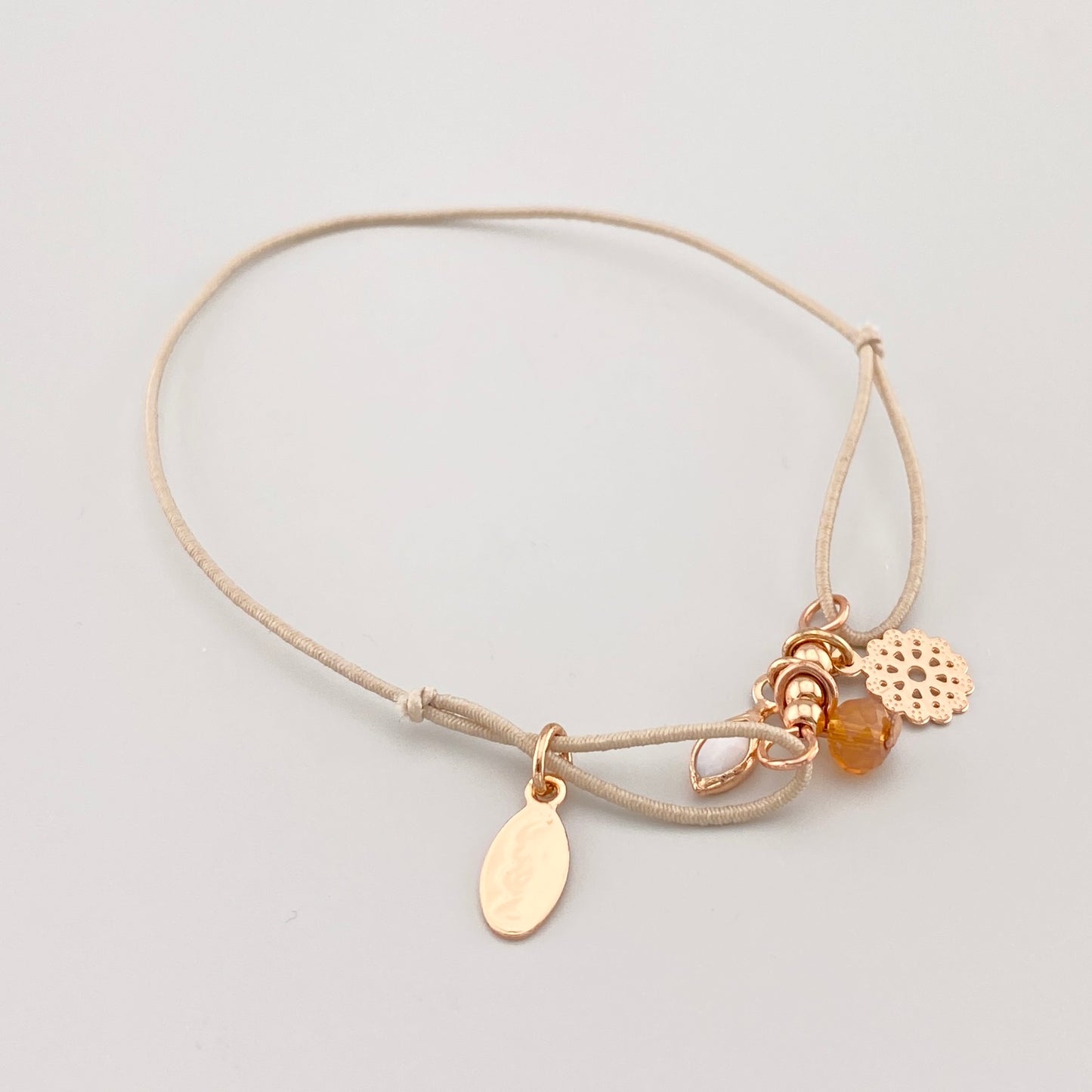 bransoletka z zawieszkami