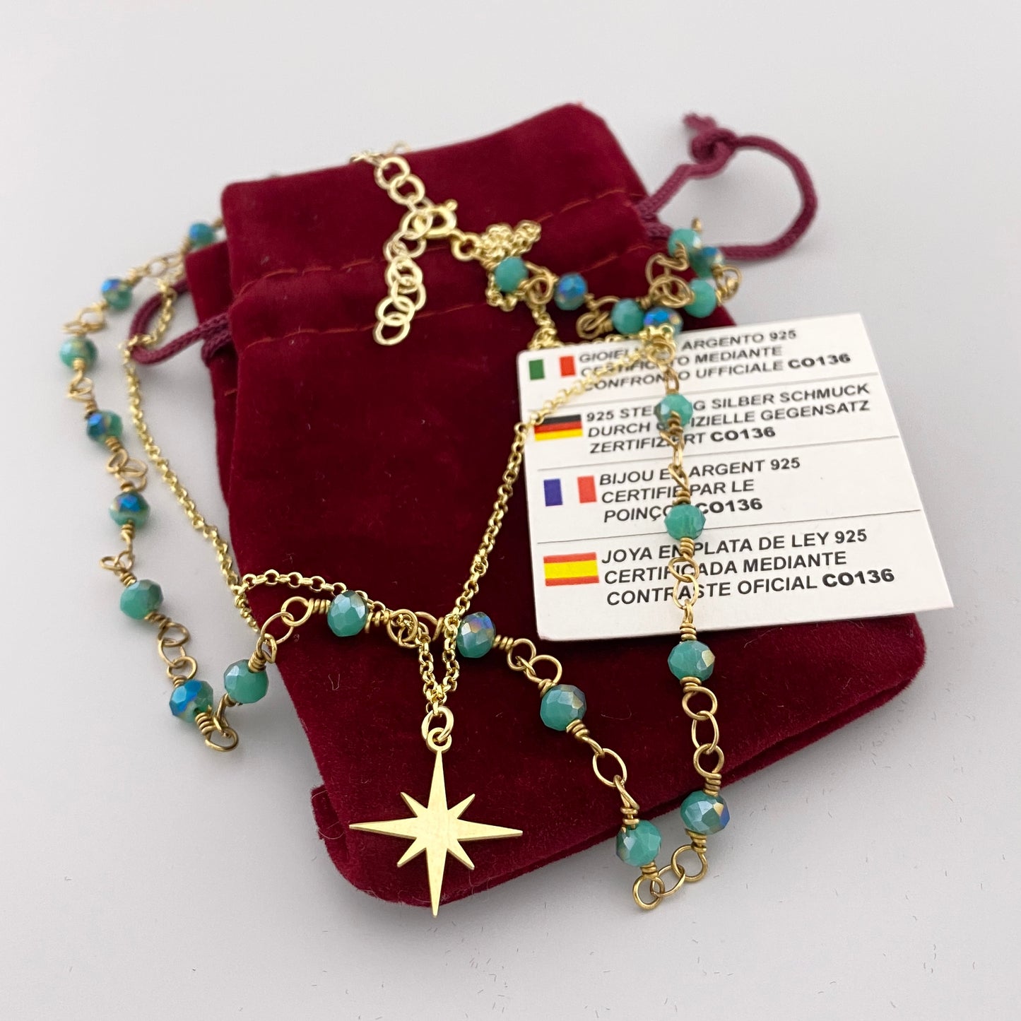 naszyjnik z gwiazdą