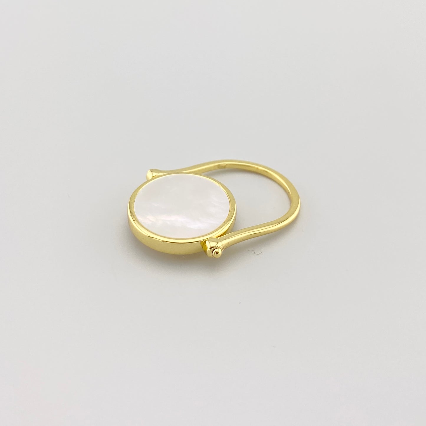 Pierścionek pszczółka