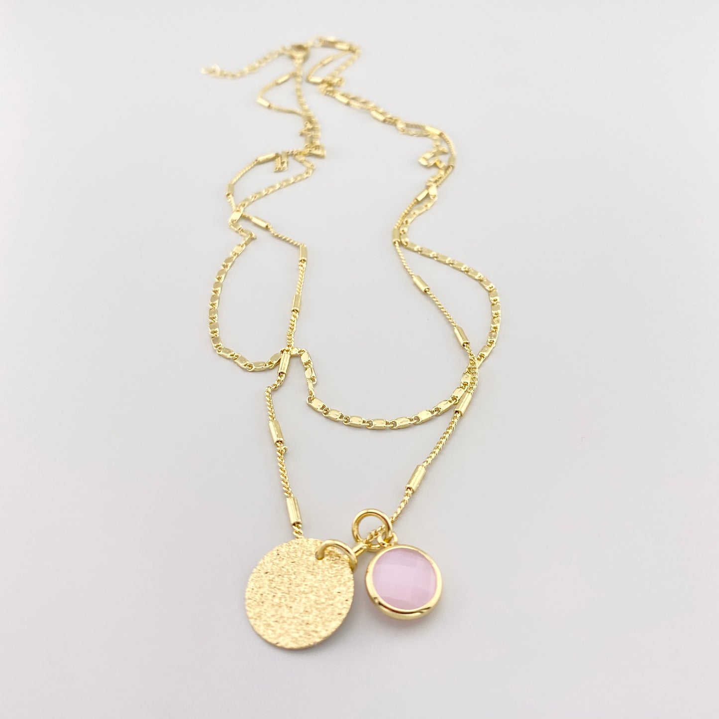 Necklace with pendants and quartz IRL (France)