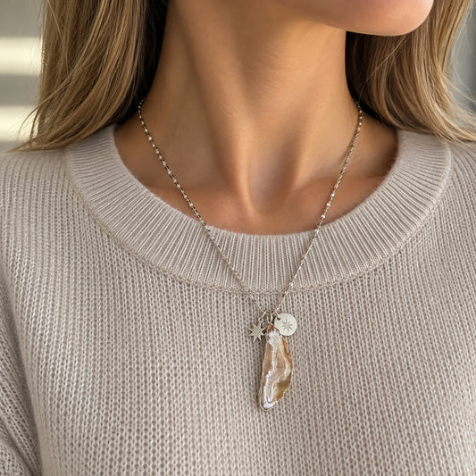 Necklace with natural stone Ikita (France)