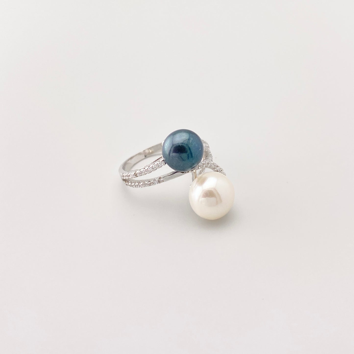 pierścionek srebrny z perłą
