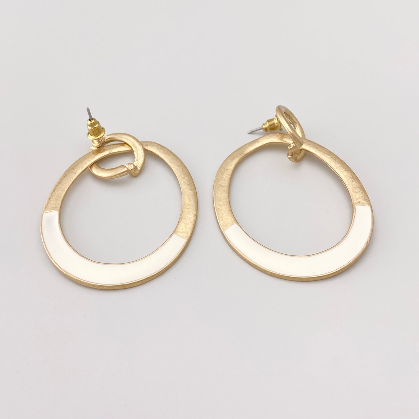 Hoop earrings with white enamel