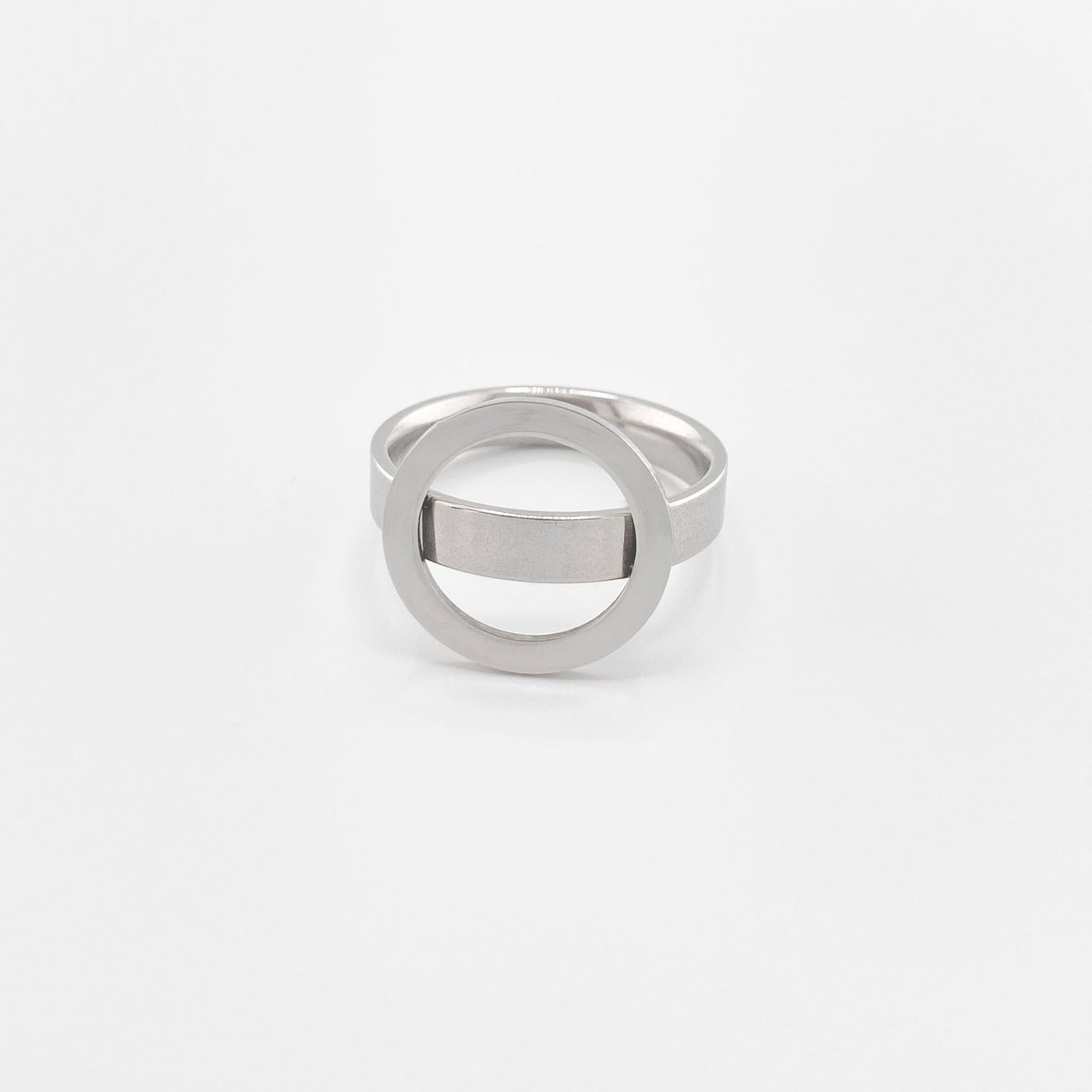 ring with circle