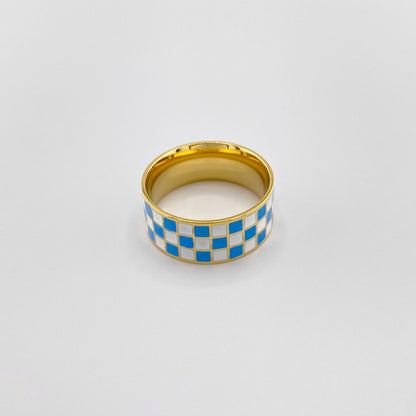 gold checkered ring