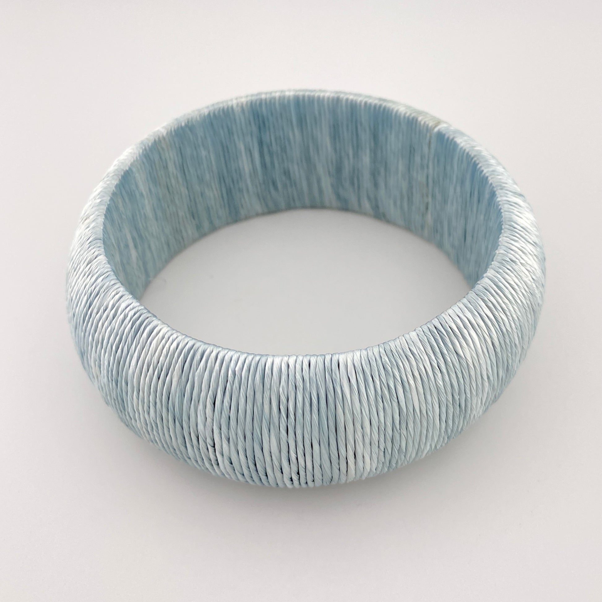 bracelet with thread