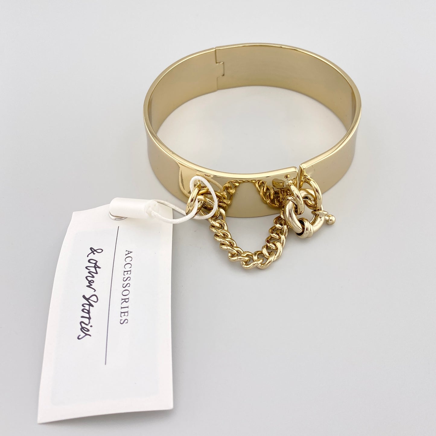 bracelet with chain