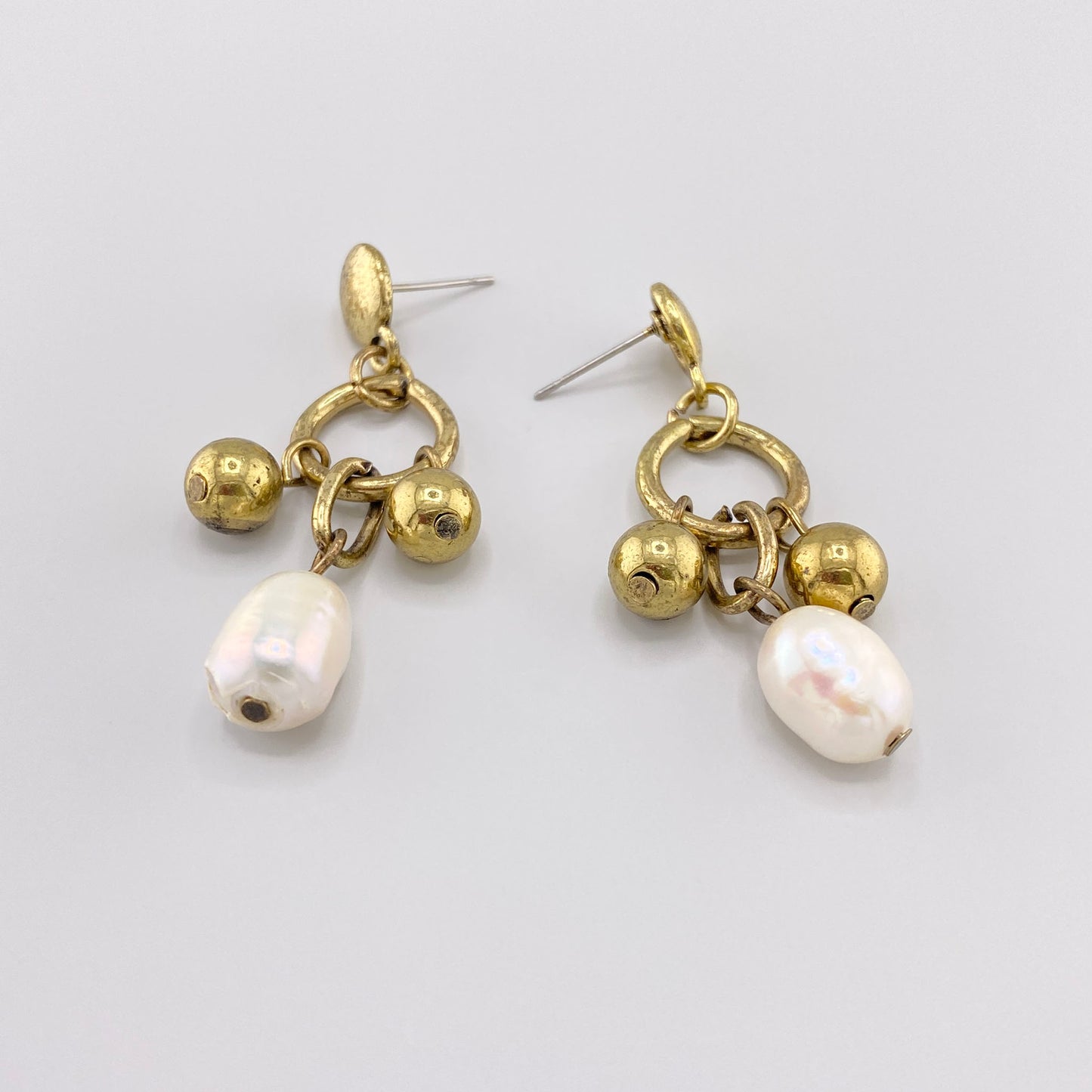 pearl earrings