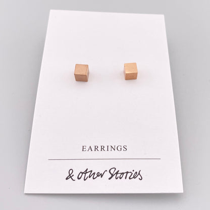 small gold earrings