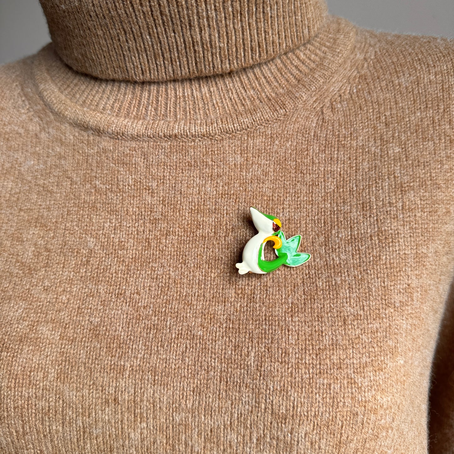 Enamel brooch Sonata (Spain)