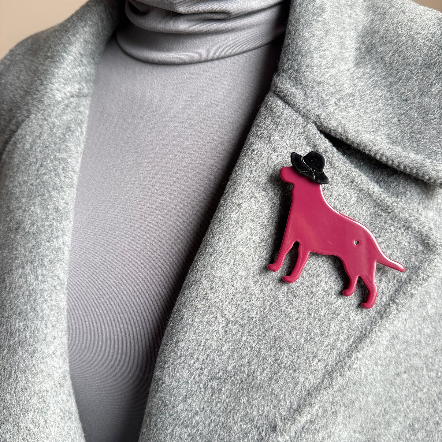 Dog brooch Sonata (Spain)