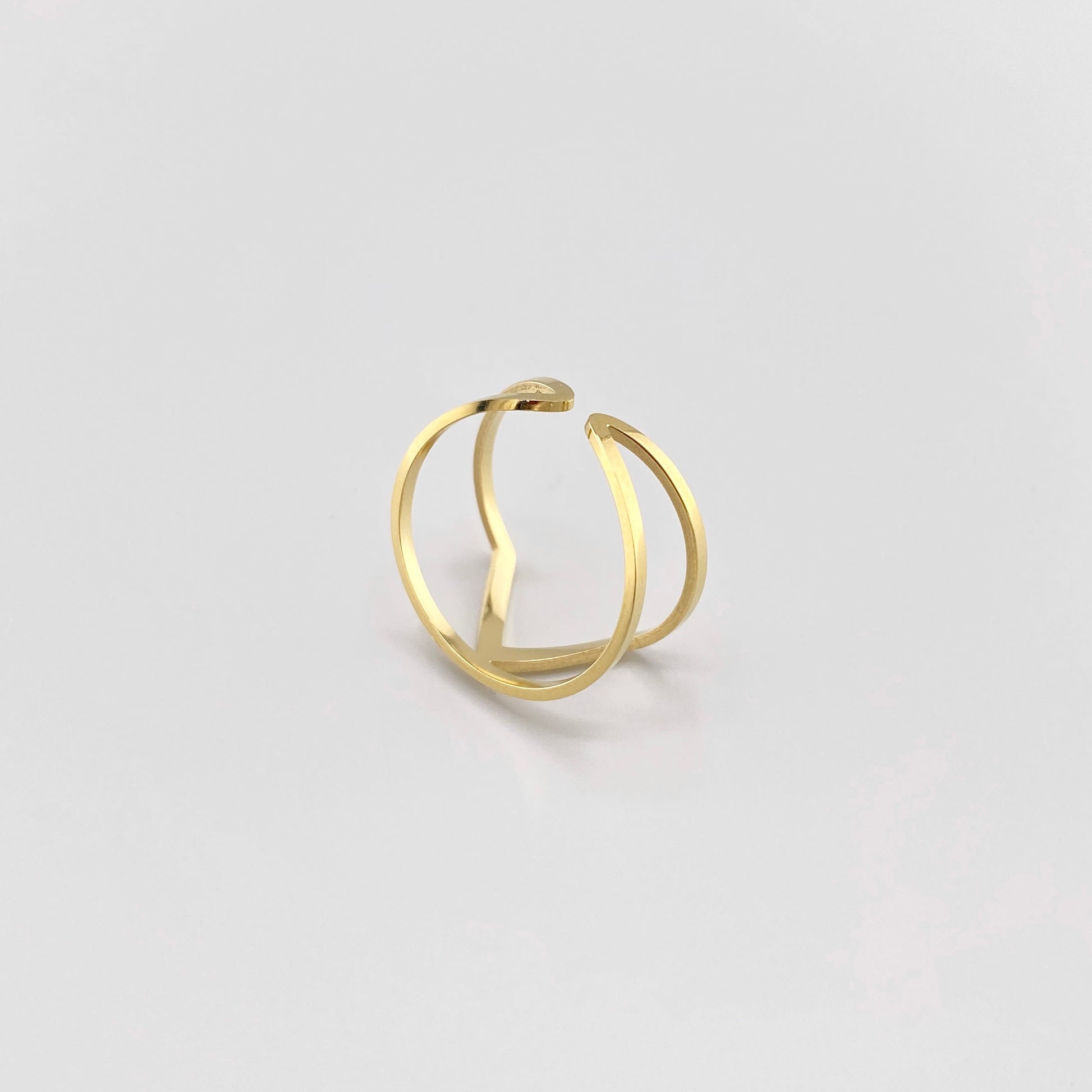 Gold-plated stainless steel ring with a minimalist design, French brand IRL.