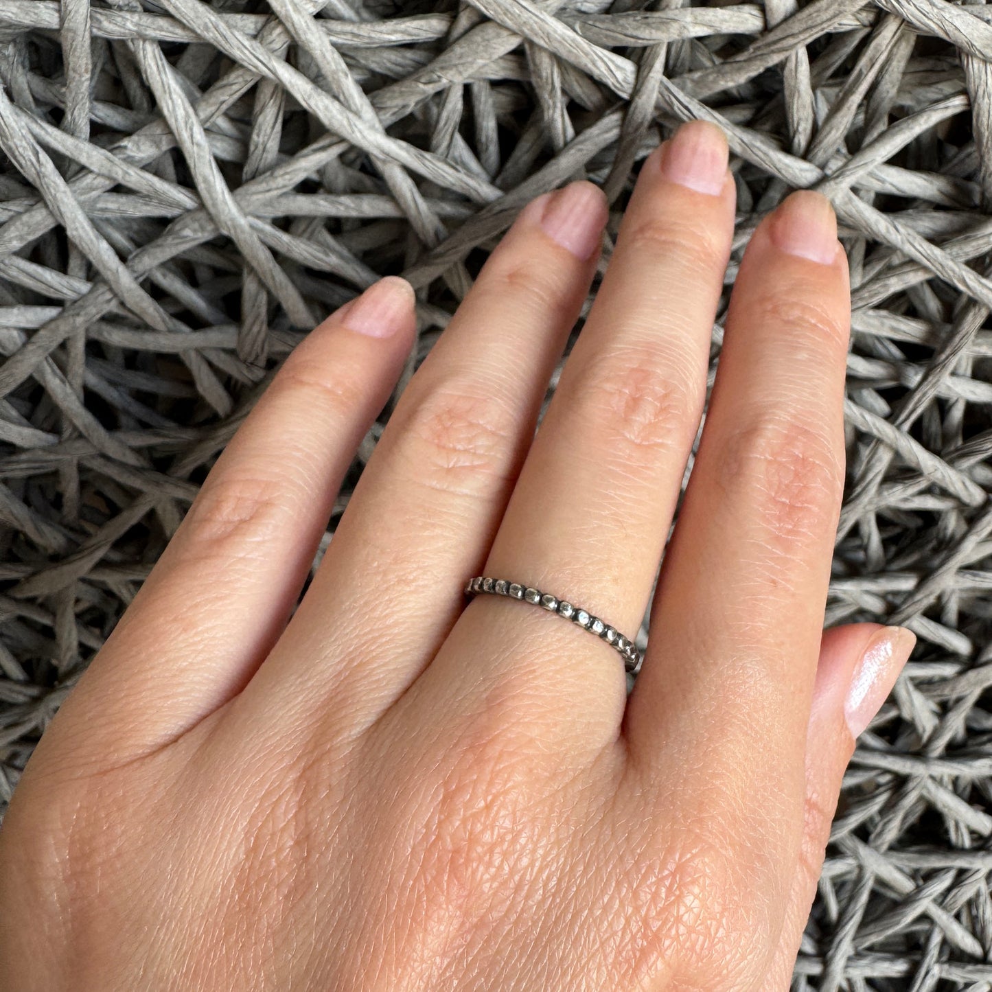 Oxidized 925 silver beaded ring by LULU Copenhagen on hand, soft patina and a clean minimal mood