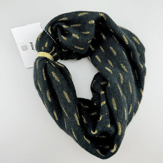 Czarna opaska Moa ze złotą nitką i delikatnym połyskiem w fakturze tkaniny