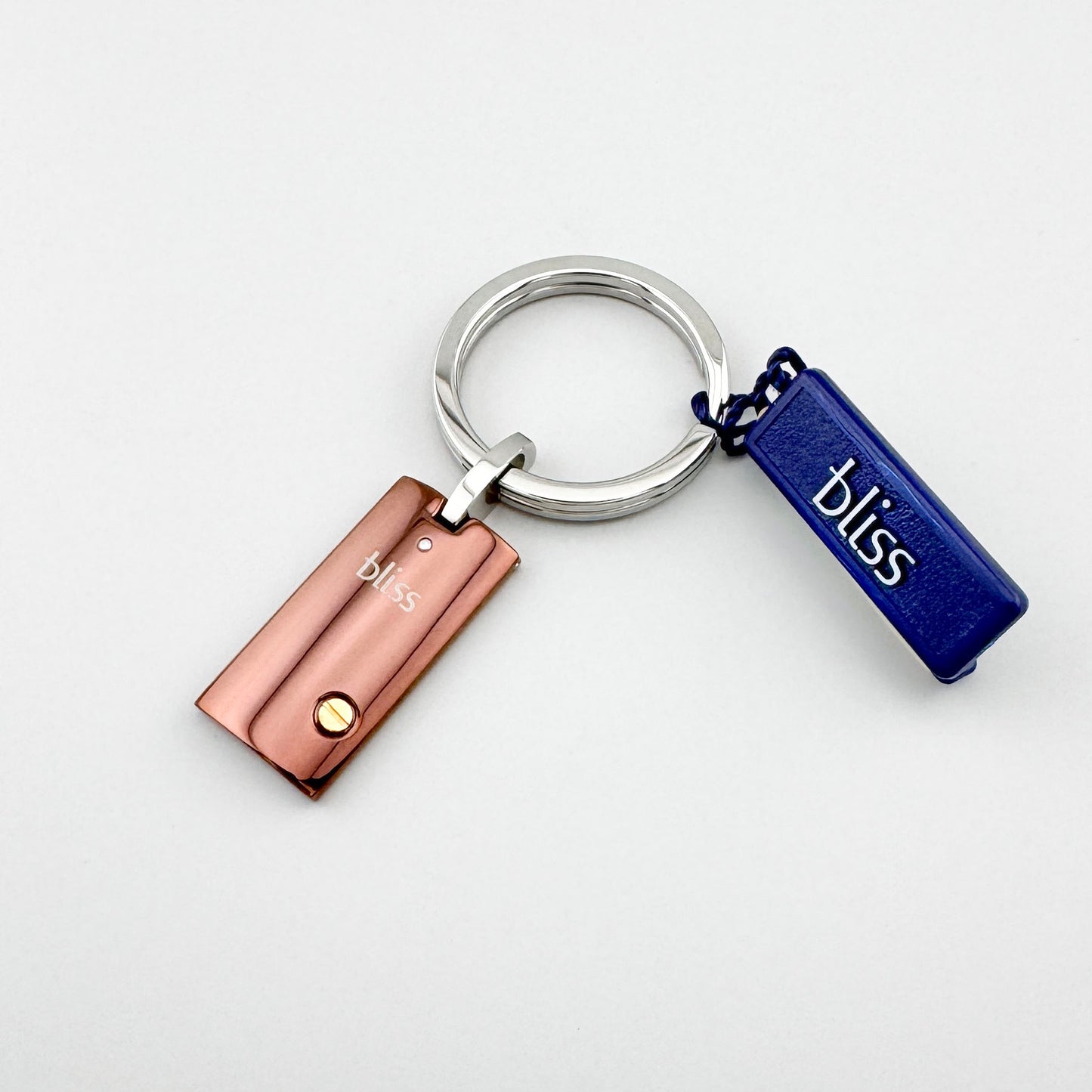 Bliss Gioielli rose gold keyring with a clean metal tag and ring