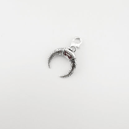 Срібний шарм Thomas Sabo у формі півмісяця з бірюзою та карабіном