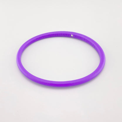 Silikonarmband Duepunti in Violett mit kleinem Diamanten und matter Oberfläche