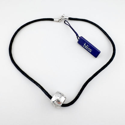 Srebrny naszyjnik 925 na czarnym sznurku z grawerem Bliss Gioielli