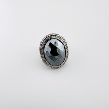 Срібна каблучка Thomas Sabo з гранованим гематитом у графітово-чорному відтінку